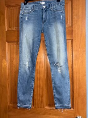 Mother Undone Hem Looker Crop Jeans in Cliffhanger Size 27